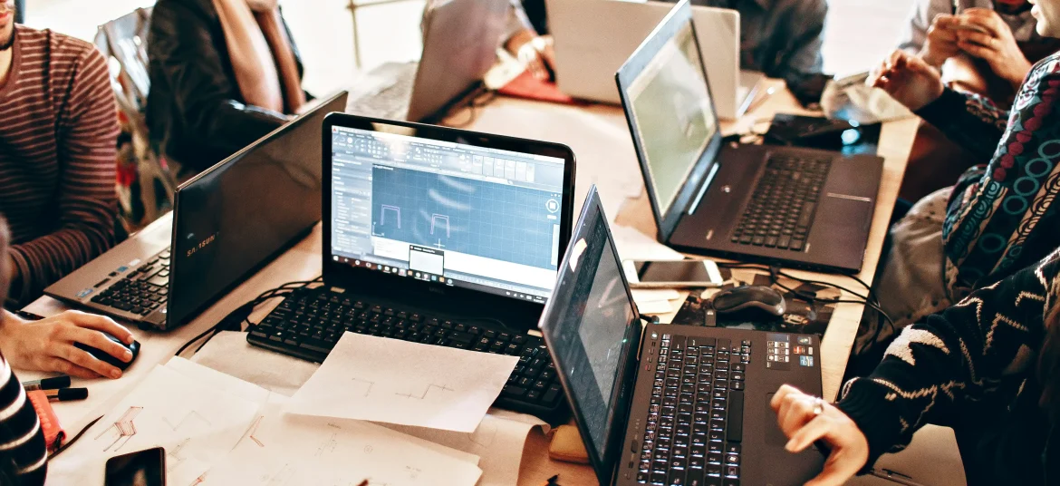 helena-lopes-2MBtXGq4Pfs-unsplash